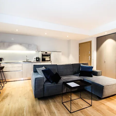 Mb By The Sea Art Deco Apartment